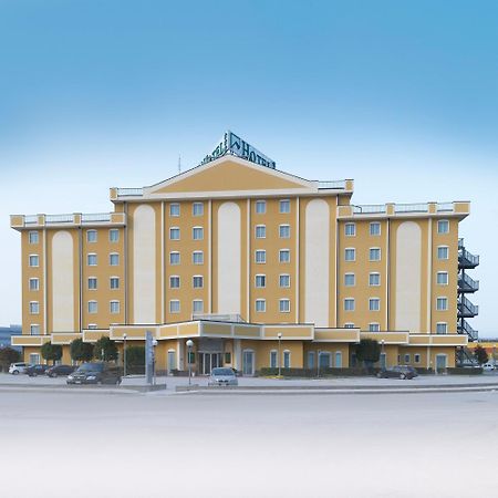 Piramidi Hotel Torri di Quartesolo Esterno foto